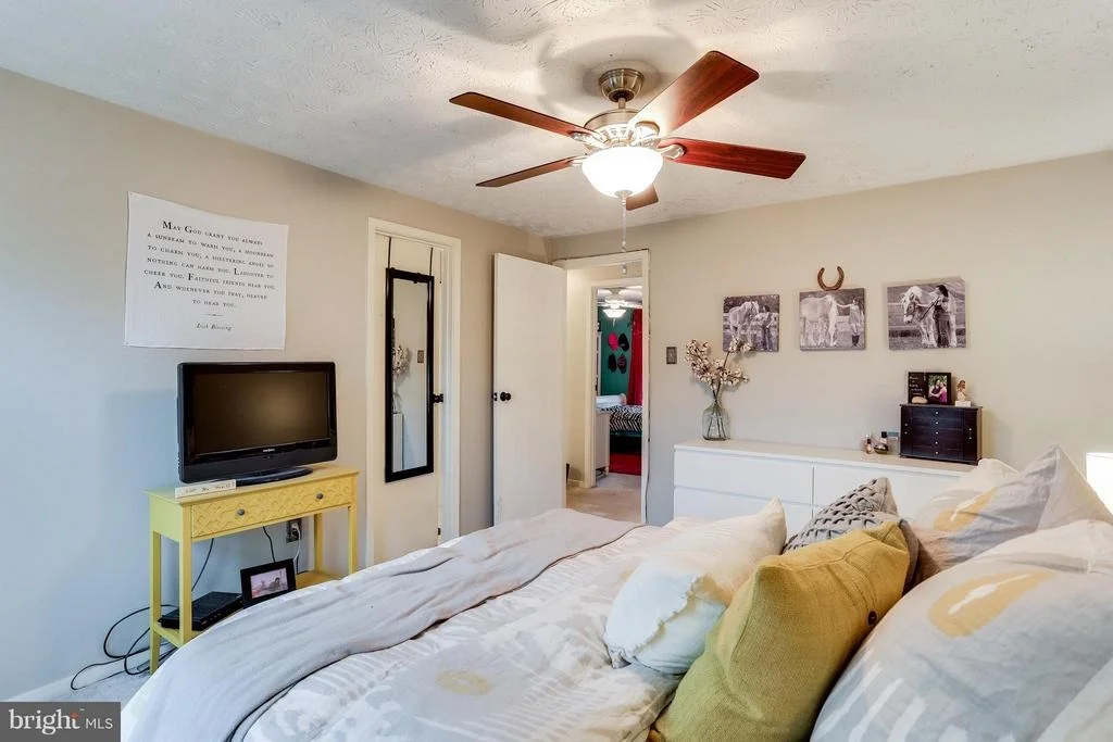 Photo of 1179 AVONDALE COURT