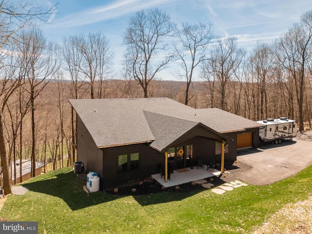 Photo of 620 CROSBY DRIVE