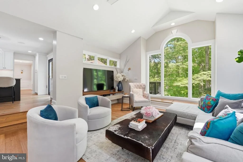 Photo of 969 SPENCER ROAD