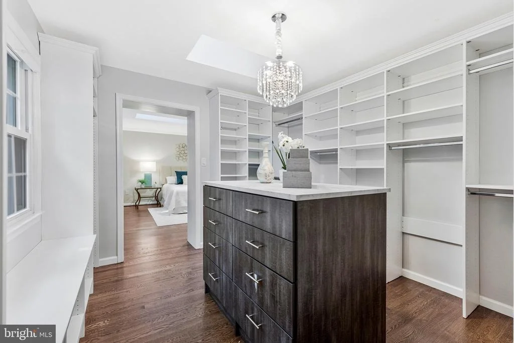Photo of 7845 OLD DOMINION DRIVE
