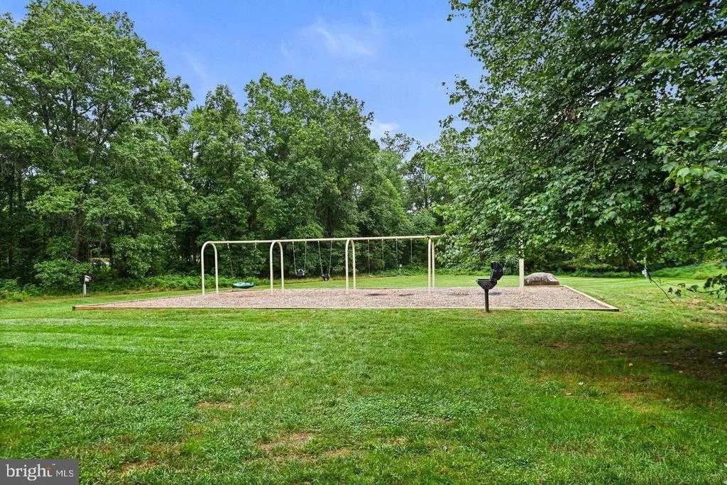 Photo of 41125 SHEFFIELD FOREST DRIVE