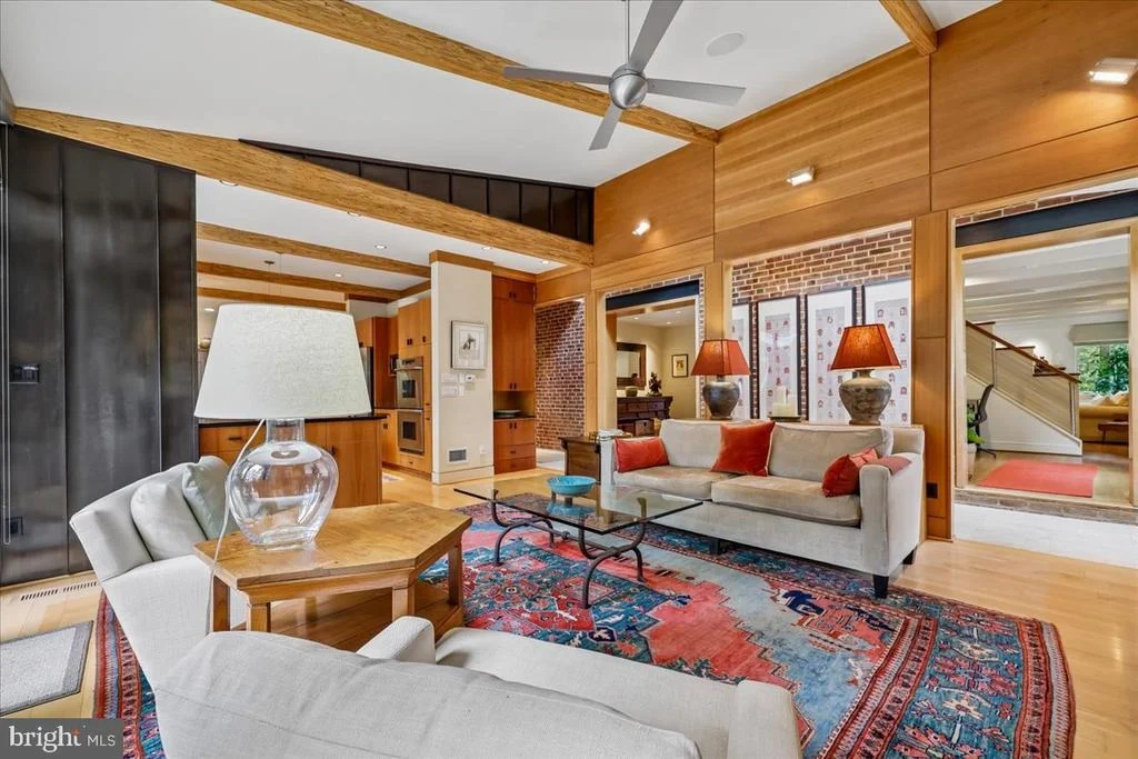 Photo of 1212 WOODSIDE PARKWAY