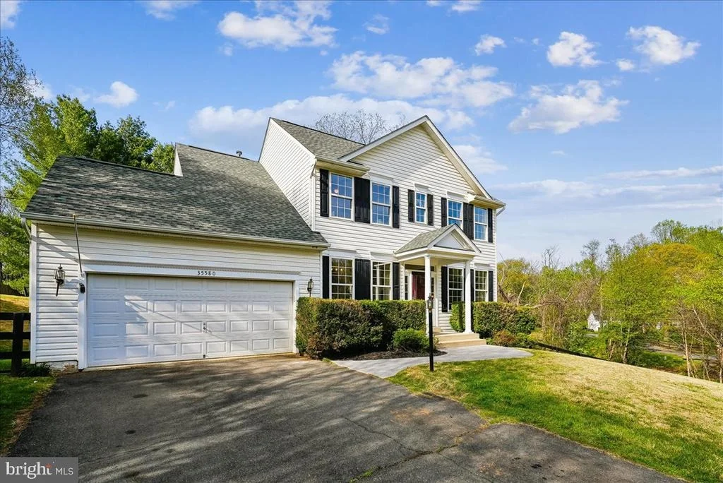 Photo of 35580 SASSAFRAS DRIVE