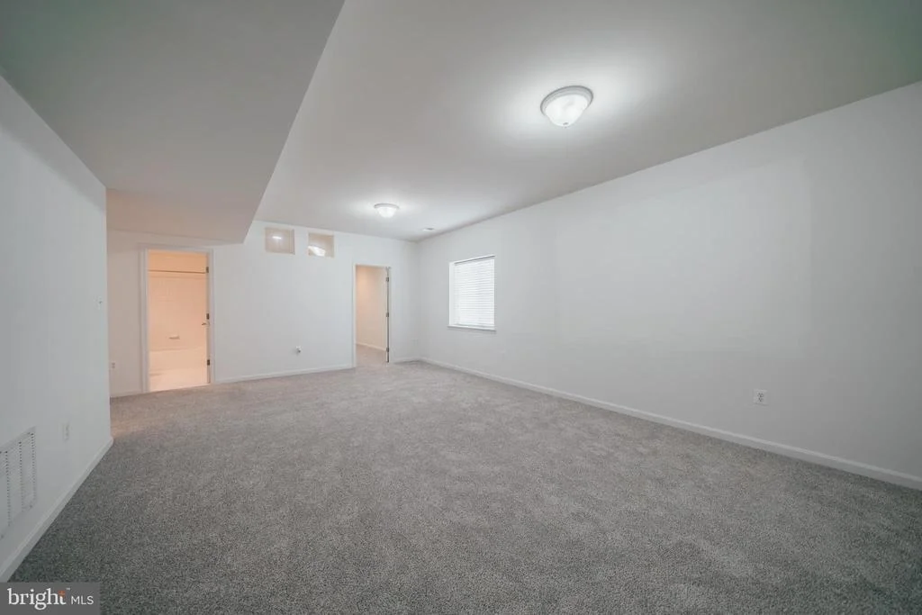 Photo of 2944 AMERICAN EAGLE BOULEVARD