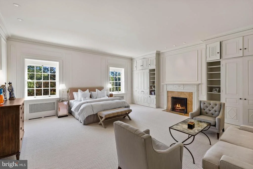 Photo of 15 CHARLCOTE PLACE
