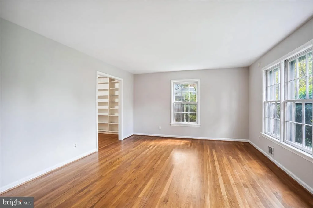 Photo of 11909 SMOKETREE ROAD
