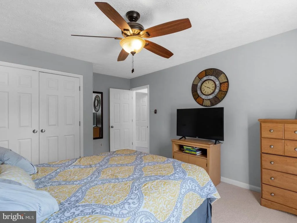 Photo of 6477 MEADOWRIDGE ROAD