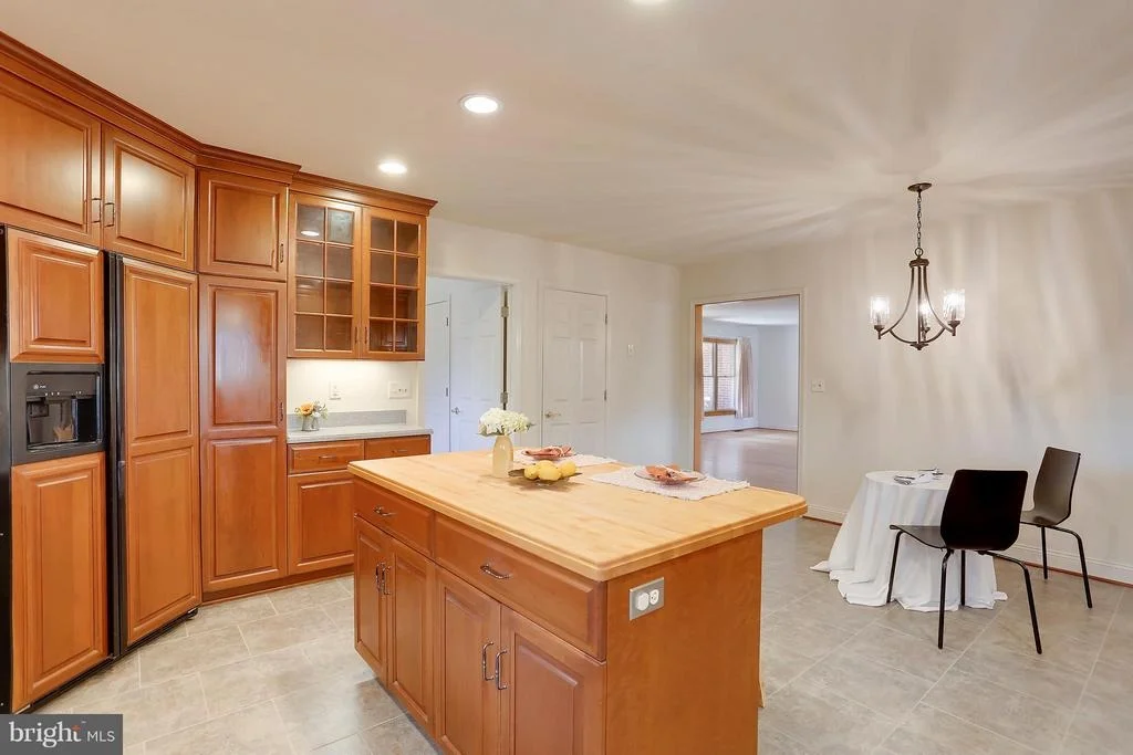 Photo of 24500 STRINGTOWN ROAD