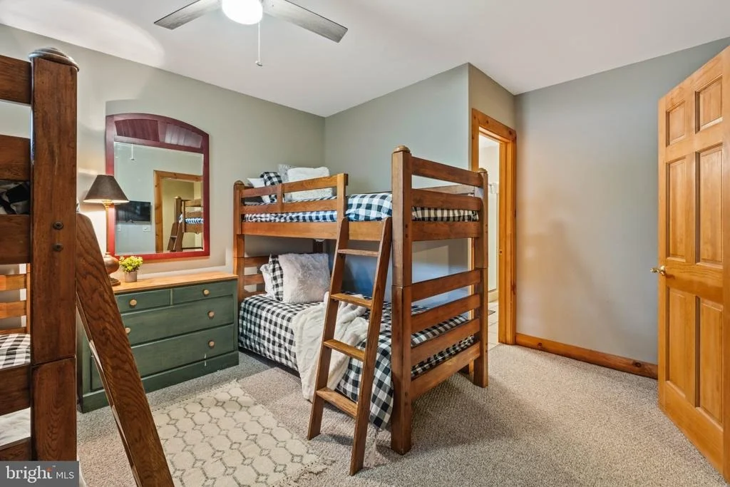 Photo of 206 HIGHLINE DRIVE