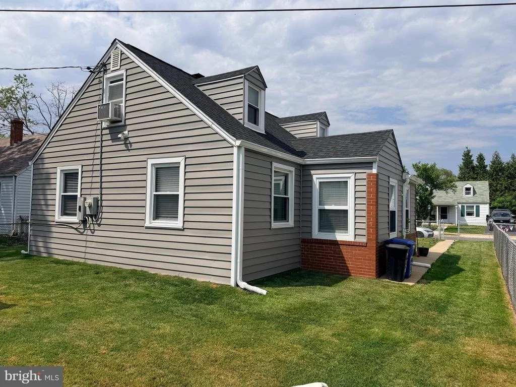 Photo of 8217 CORNWALL ROAD