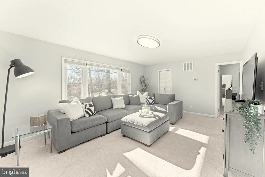 Photo of 876 SHORE ACRES ROAD