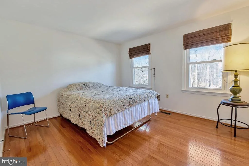 Photo of 2228 DECKMAN LANE
