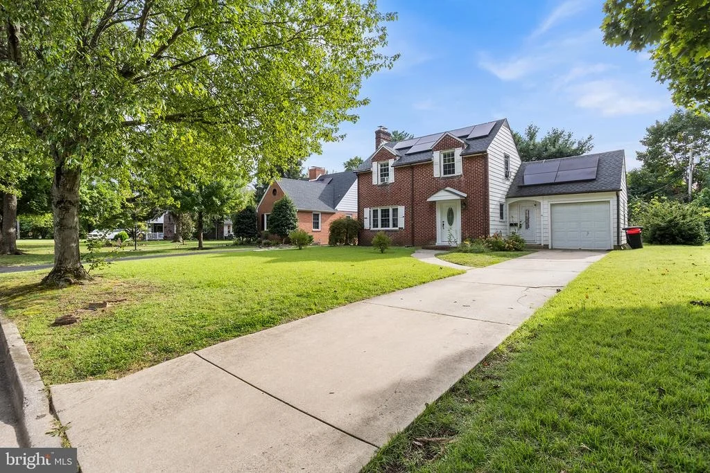 Photo of 31 FENWICK DRIVE