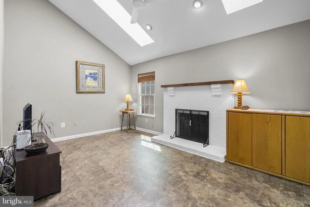 Photo of 3128 MEMORY LANE
