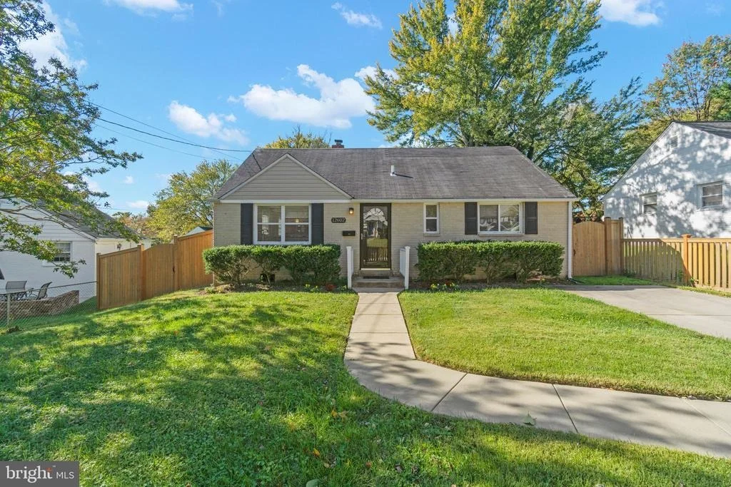 Photo of 12602 HOLDRIDGE ROAD