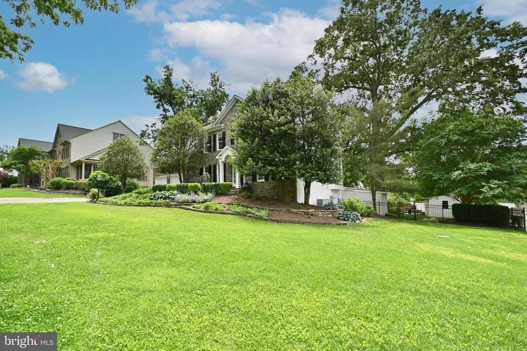 Photo of 6202 GARDEN ROAD