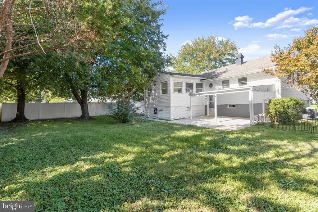 Photo of 602 LACEWOOD DRIVE