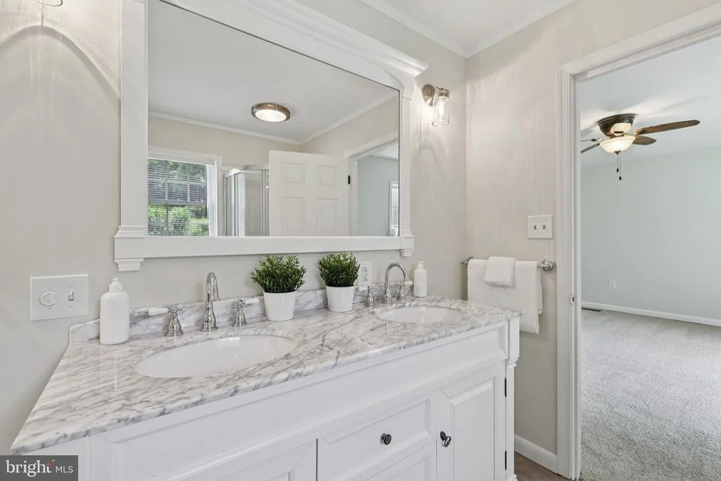 Photo of 7584 CARLIN ROAD