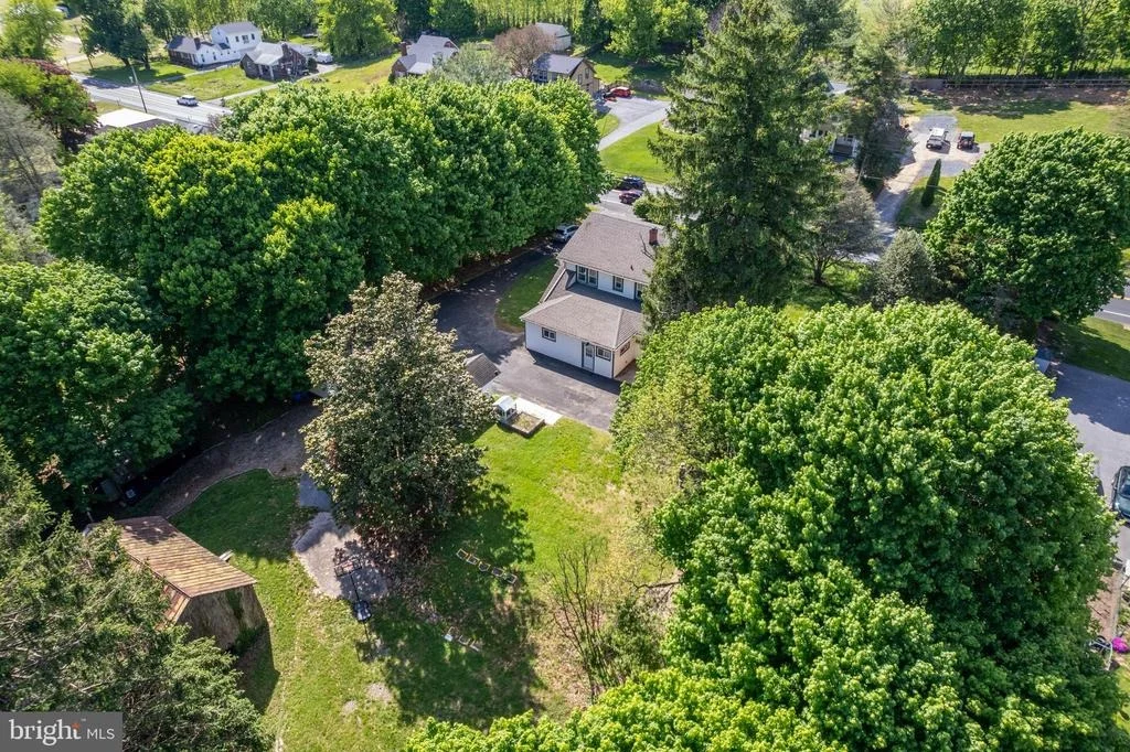 Photo of 28733 RIDGE ROAD