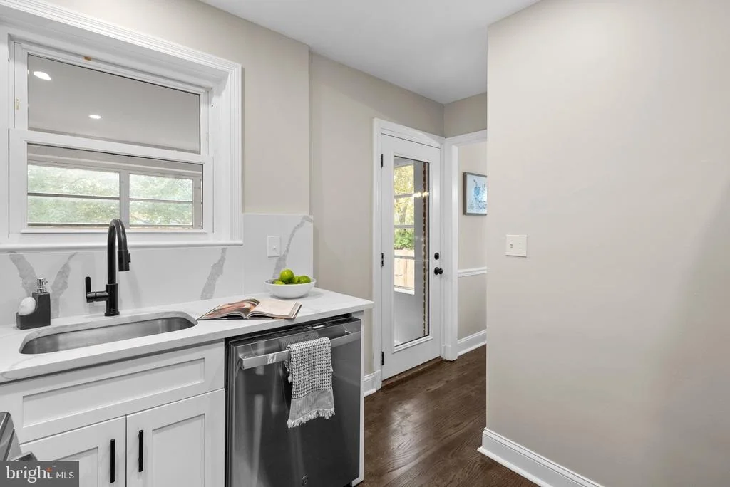 Photo of 10612 DUNKIRK DRIVE