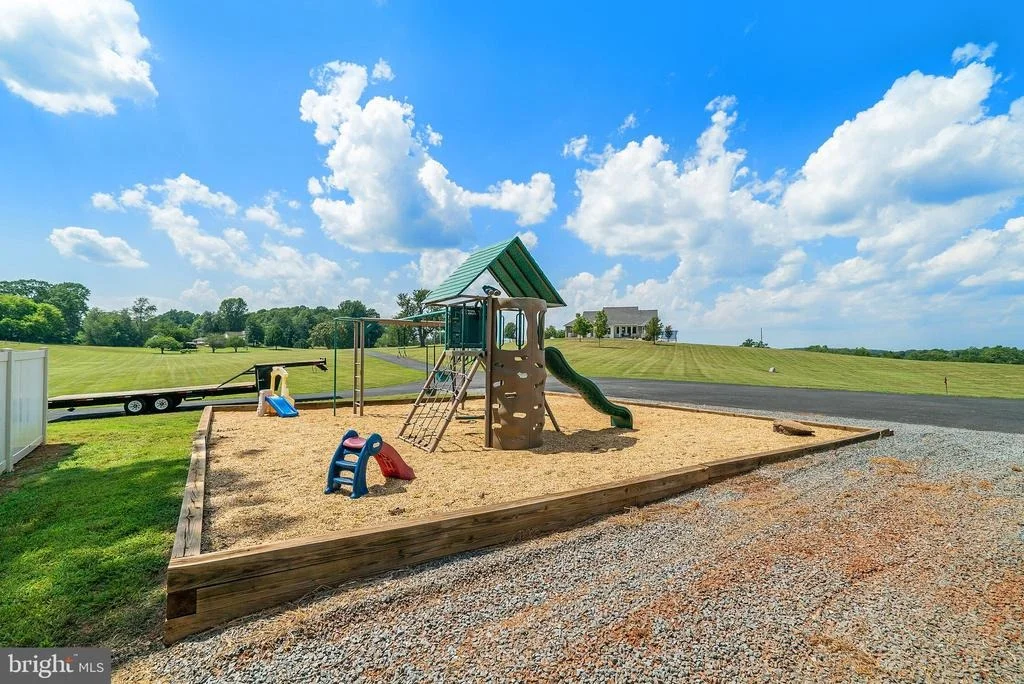 Photo of 15159 SPRING RIDGE ROAD