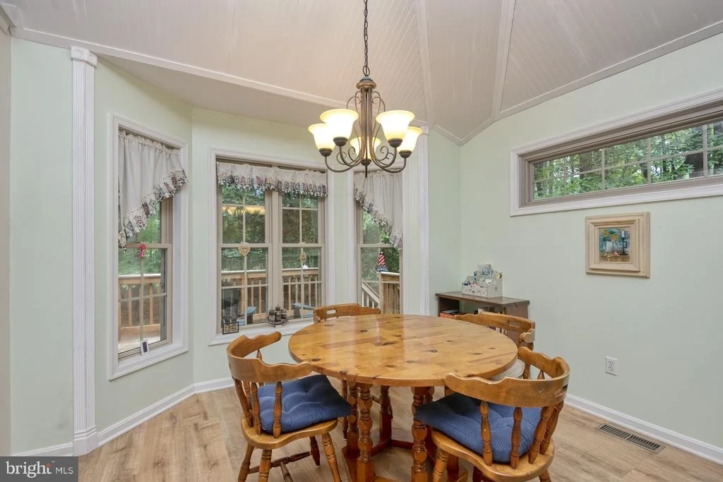 Photo of 23523 HOLLY CIRCLE