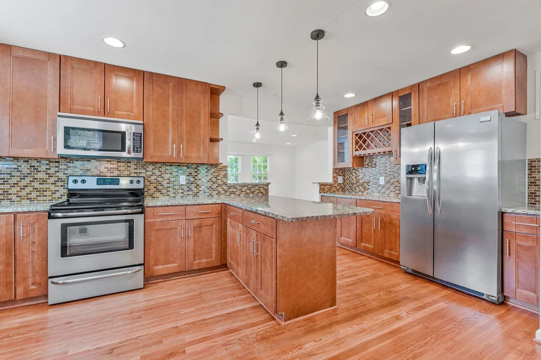 Photo of 3683 BLENHEIM BOULEVARD
