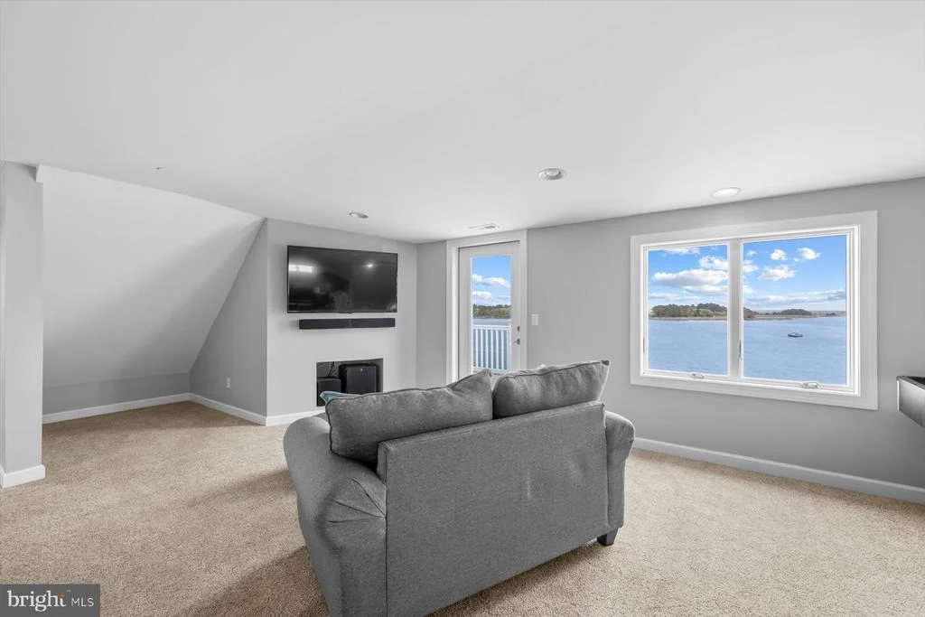 Photo of 35 INLET VIEW COURT