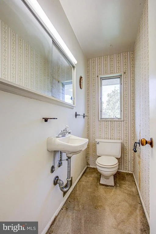 Photo of 7420 AXTON