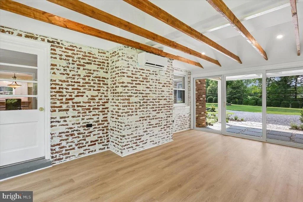 Photo of 14811 SPRINGFIELD ROAD