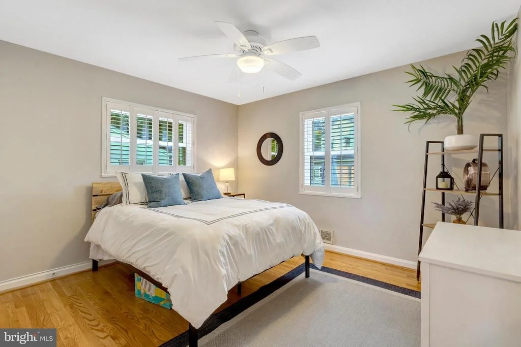 Photo of 3907 FAIRVIEW DRIVE