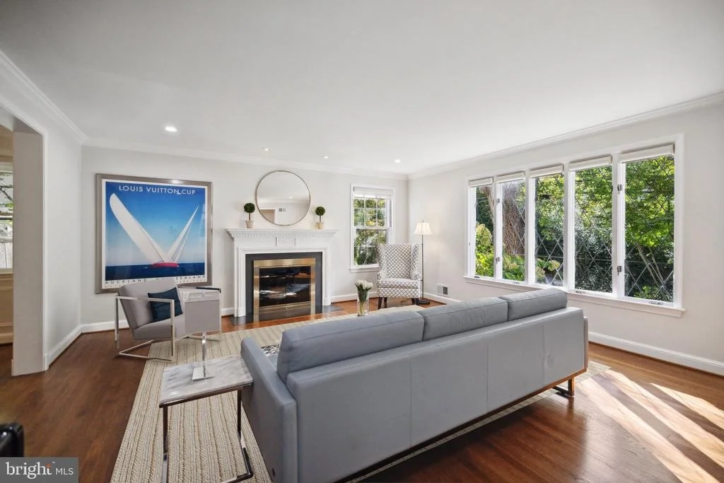 Photo of 4555 W STREET NW