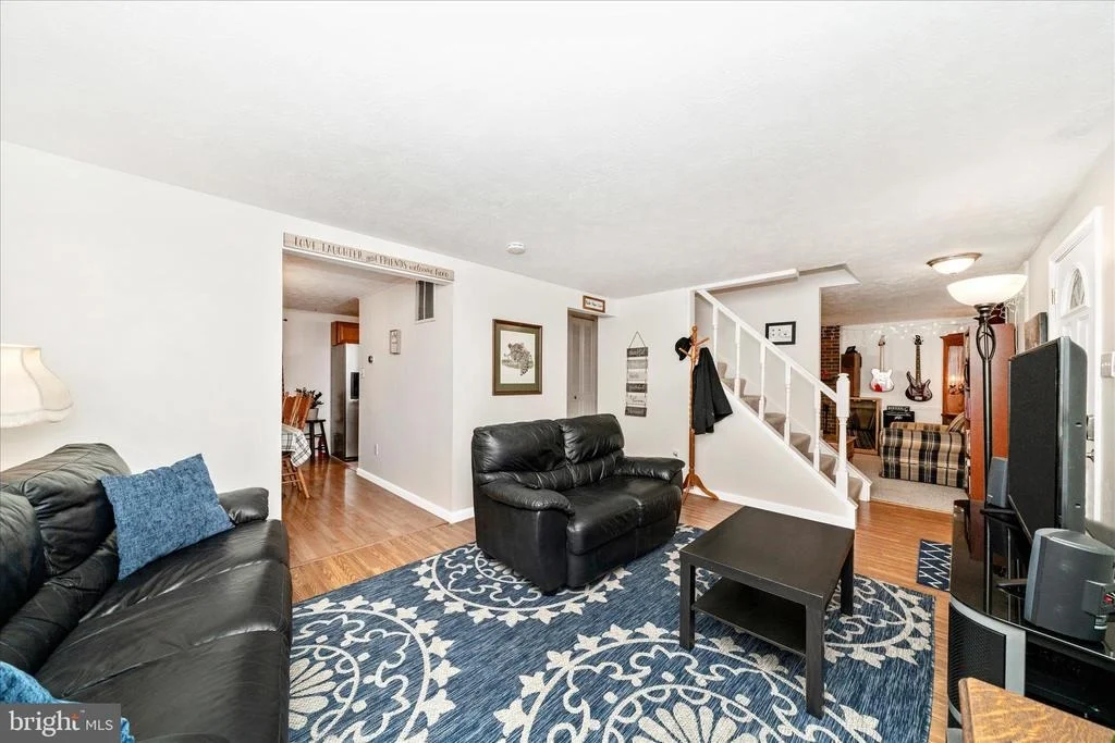 Photo of 212 WINTERGREEN LANE