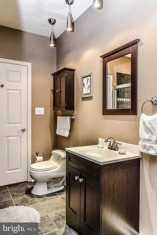 Photo of 23049 MINERVA DRIVE