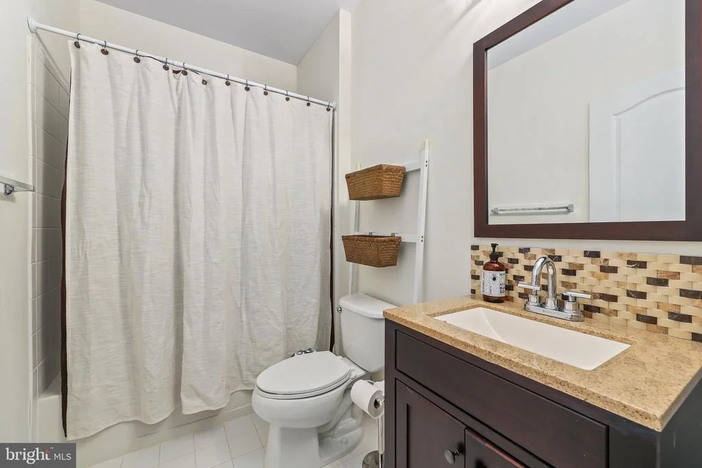 Photo of 43245 BARNSTEAD DRIVE