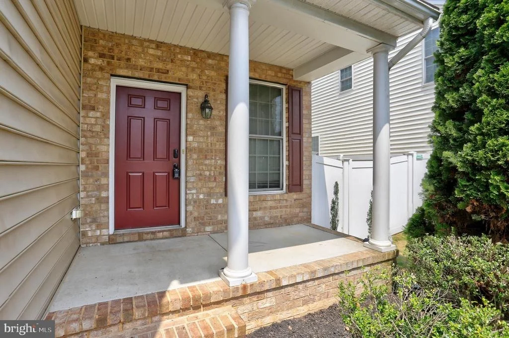 Photo of 8218 LEXINGTON DRIVE