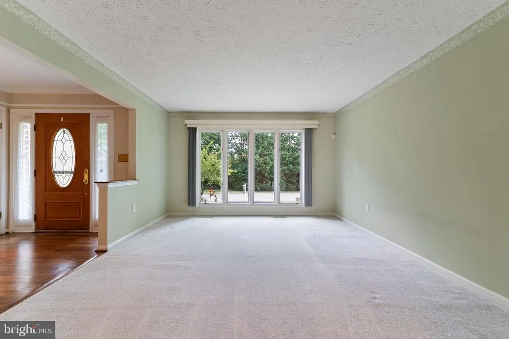 Photo of 100 ORIOLE LANE