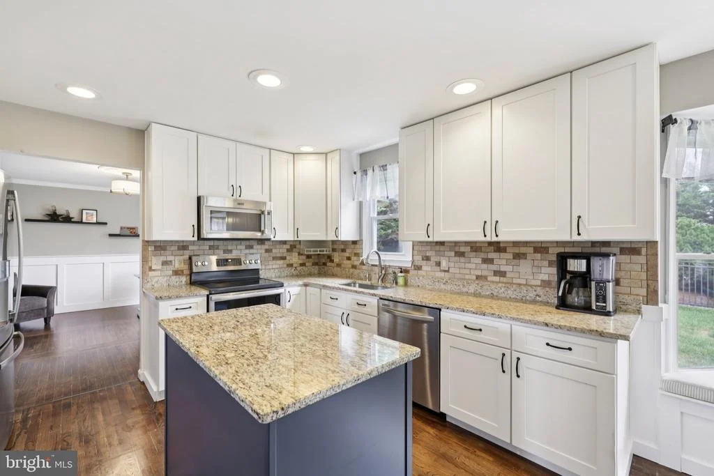 Photo of 2659 LESLIE ROAD