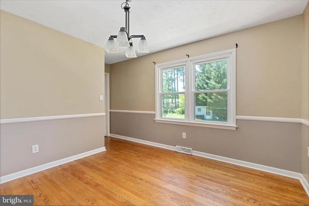 Photo of 224 FREDERICKTOWNE DRIVE