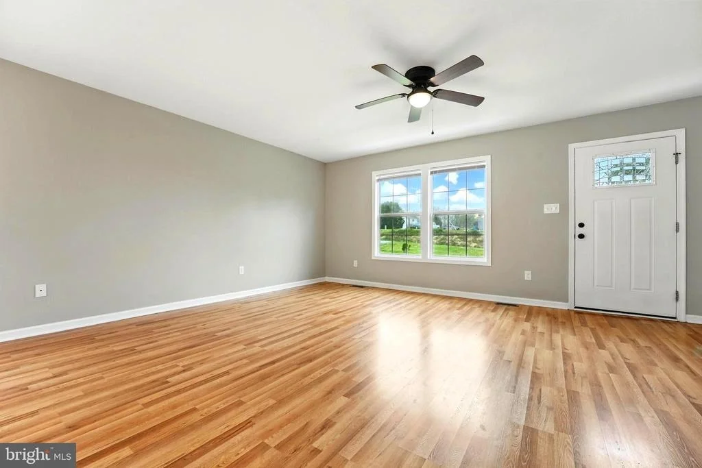Photo of 845 SEVILLE