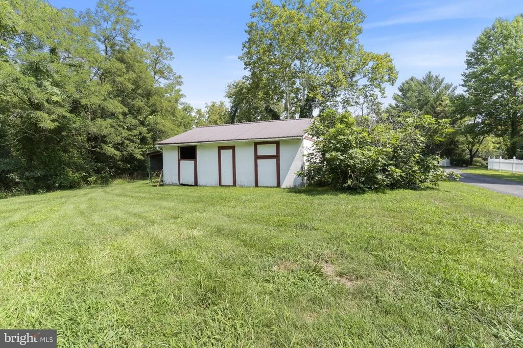 Photo of 44742 THREE COVES ROAD