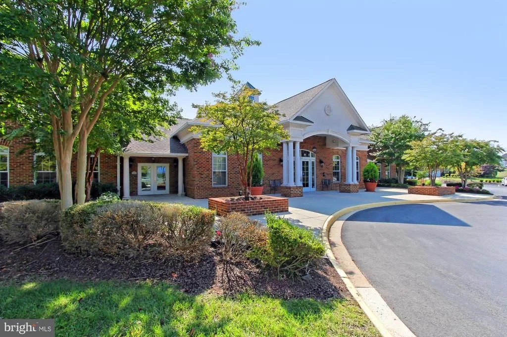 Photo of 6715 SELBOURNE LANE
