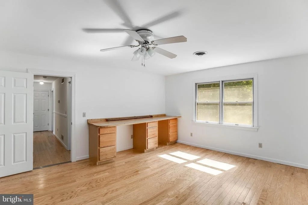 Photo of 28011 LINE ROAD