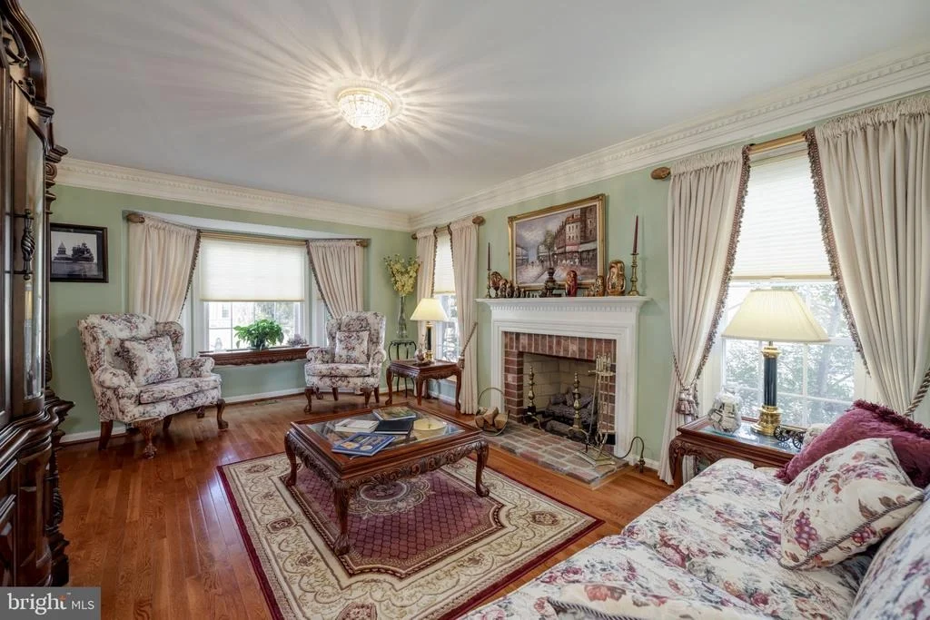 Photo of 6929 SPANKER DRIVE
