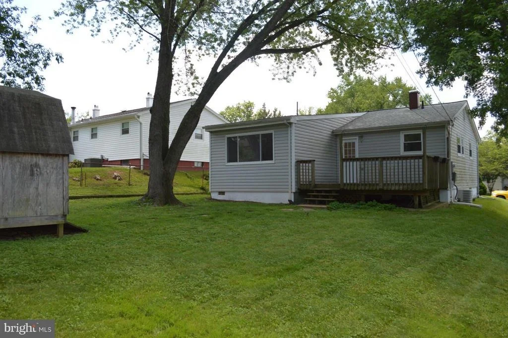 Photo of 333 PARK HALL S