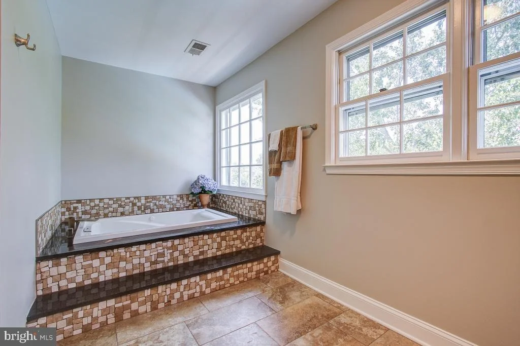 Photo of 22137 CREEKVIEW DRIVE