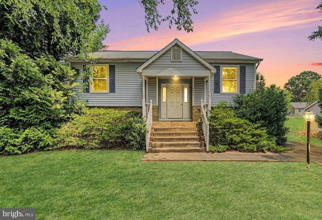 Photo of 10633 BENT TREE DRIVE
