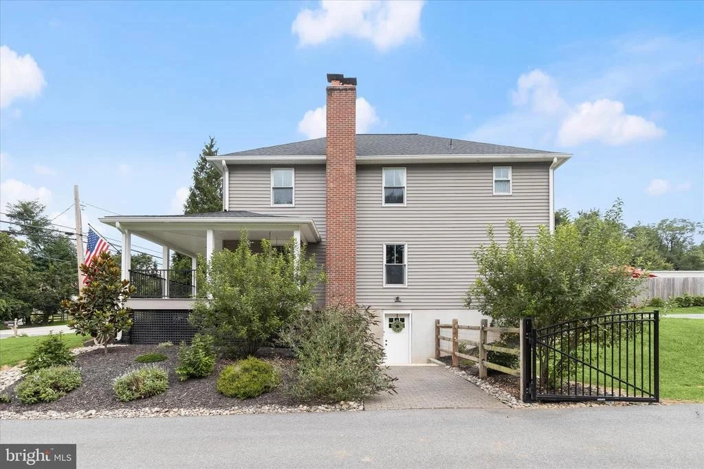 Photo of 16645 FREDERICK ROAD