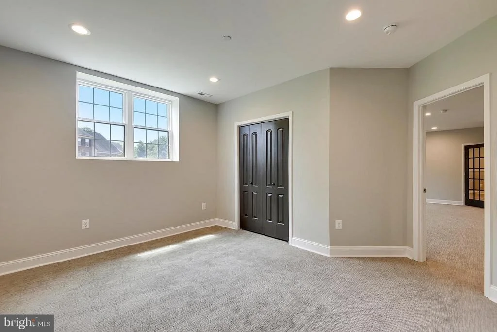 Photo of 6004 MUNCASTER MILL ROAD