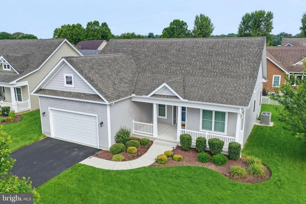 Photo of 38147 JETTY LANE